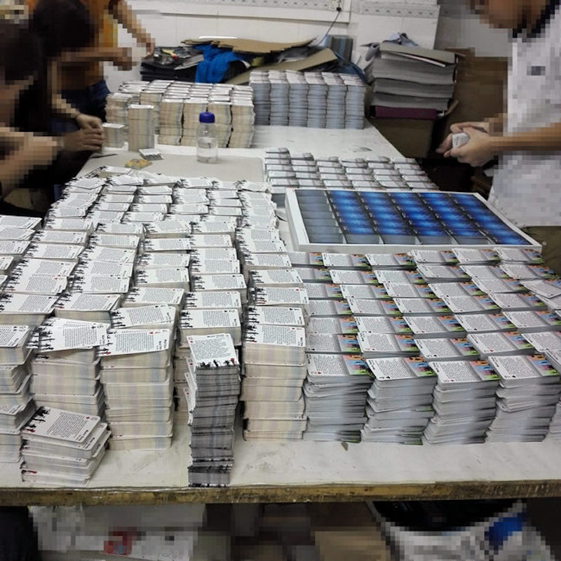 Papieren hanglabels voor speelgoed, kleding, schoenen, elektronica