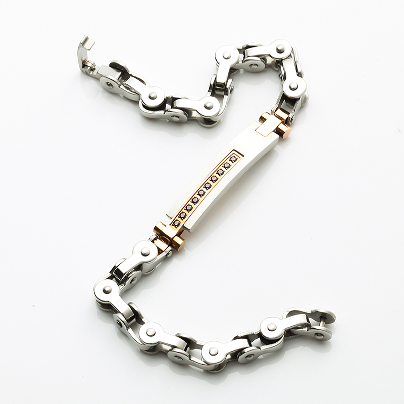 Tweekleurige 18K roségouden roestvrijstalen armband CNC CZ stenen mode-armband