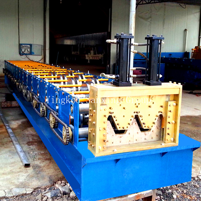 Double-groove No-girder Screw-Joint Multiple Shape Building Machine