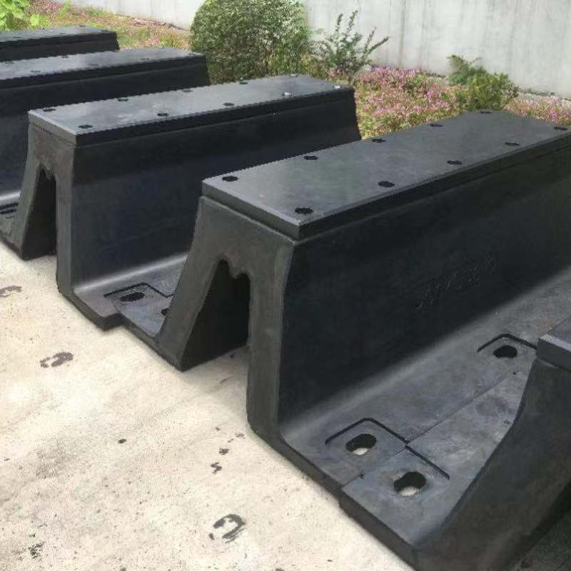 Superboog zeerubber bumper, massief spatbord