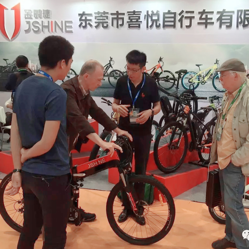 Leid de toekomst, JSHINE zeilt