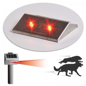 Solar Powered RED Eye pro led wolfspredator Deterrent Light