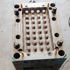 China OEM productiemotor reserve aangepaste hoogwaardige vormdelen plastic mal