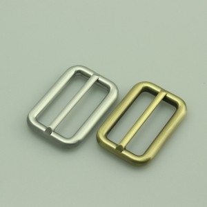 Baggesp, Double Adjuster gesp, metalen accessoires