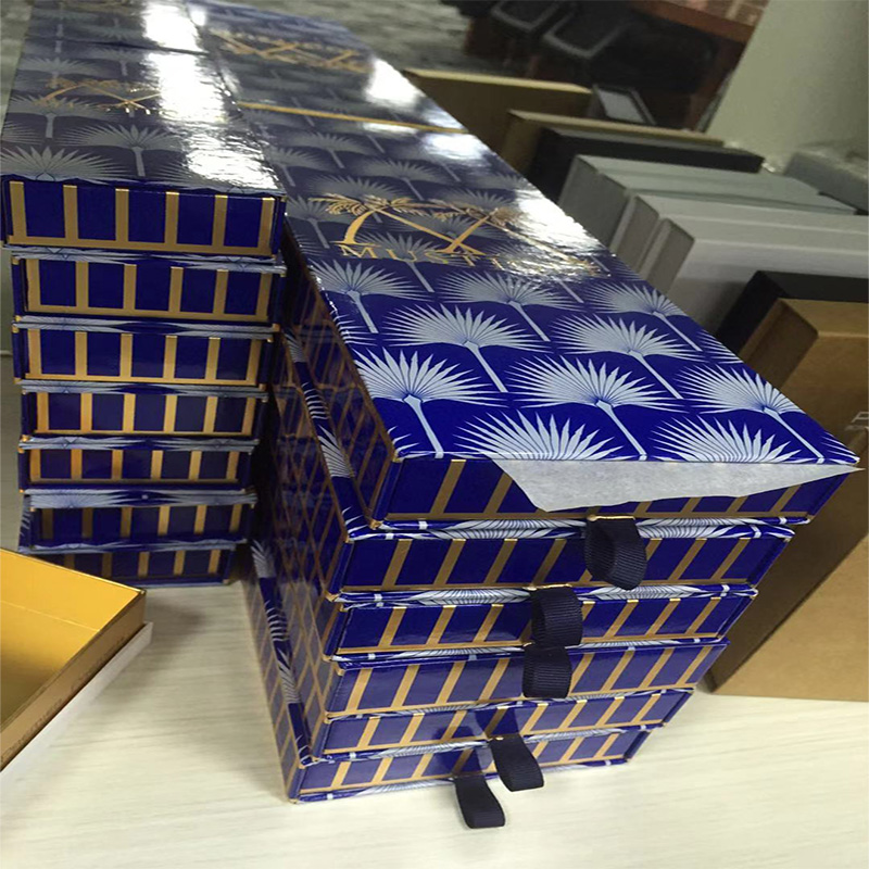 Het virus kan onsniet stoppen! Om mijn eigen kracht te bieden voor het economische herstel van de wereld!