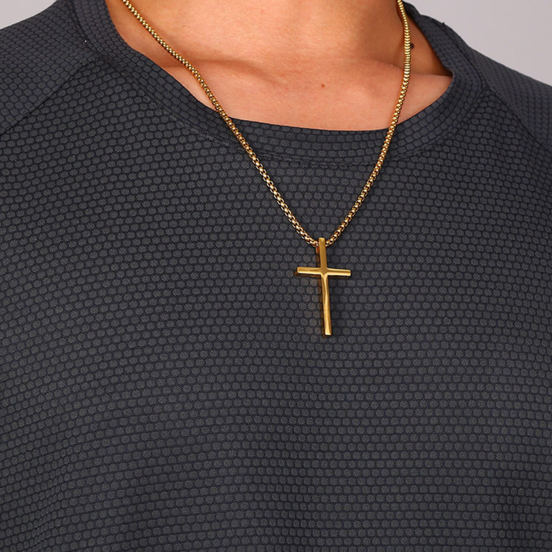 Eenvoudige temperament cross ketting