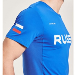 Training T-shirt gemaakt van vochtafvoerende stof