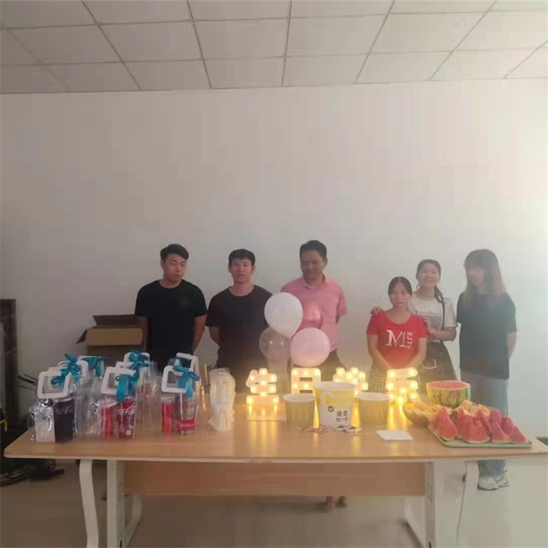 Open verjaardagsfeestje voor onze mooie collega