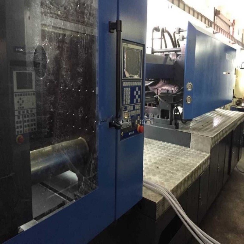 600 ton gebruikte injectie plastic vormmachine