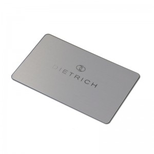 Hoge kwaliteit aangepaste merk mode matte afwerking metalennaam label zijden afdrukken aluminium business visiting kaart voor eigen logo