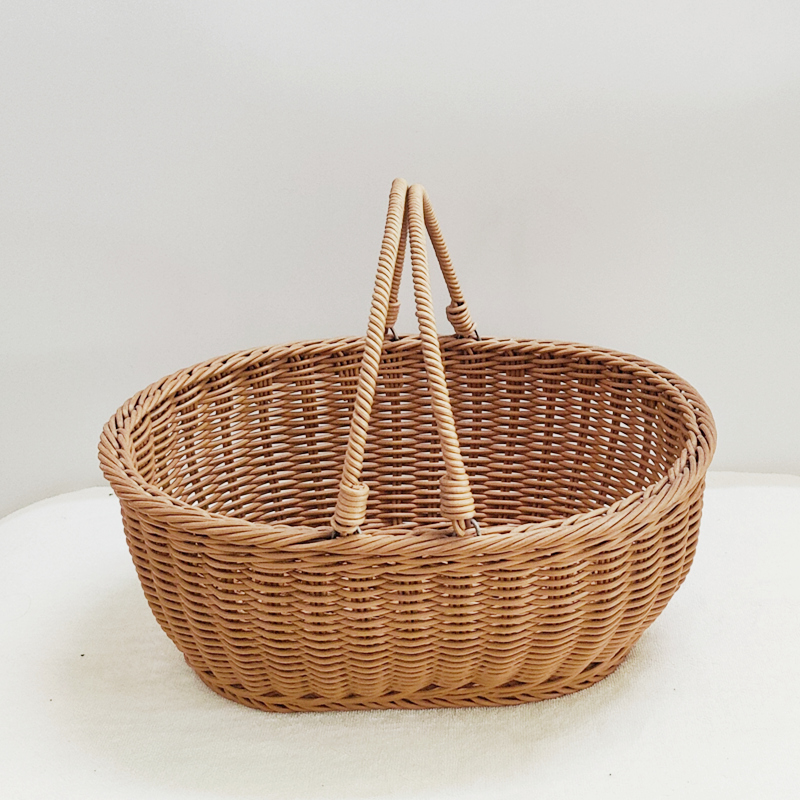 Exquisite hand-gewikkelde ovale rotan-mand