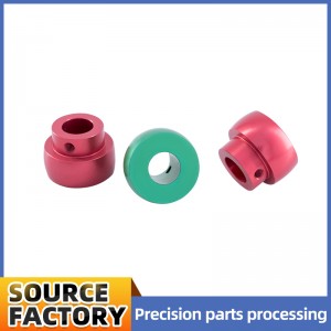 Het verwerken van composietonderdelen omdraaien en frezen