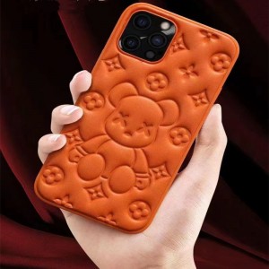 Nieuwe mobiele telefoonhoesje, Apple iPhone13Pro Leather Bear 3D Embossing Proces Mobiele telefoon Beschermende lederen Case