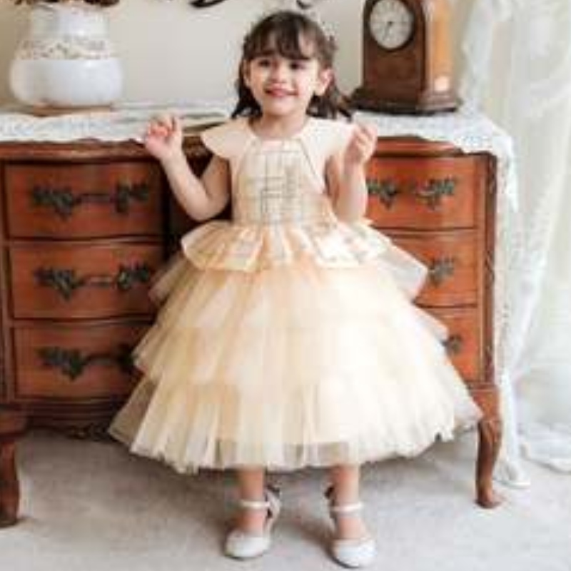 Baige hete uitverkoop Elegant Design Girl Frock Baby Girl Dress Party Wear White Multi-Layer Lovely Princess