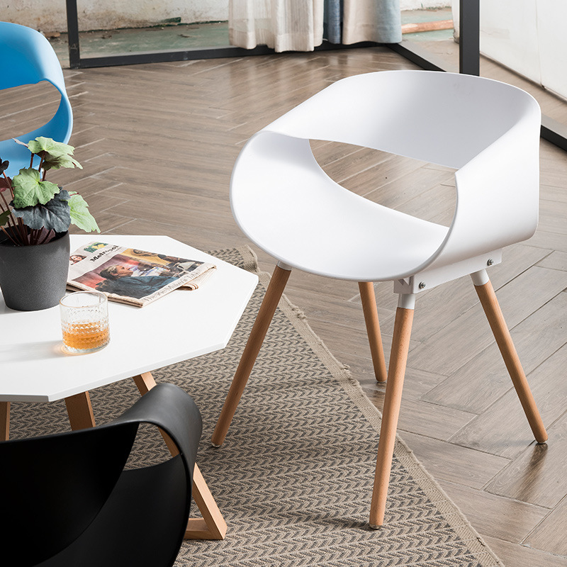 Moderne plastic stoel Hoogwaardige café stoel High Chair Restaurant