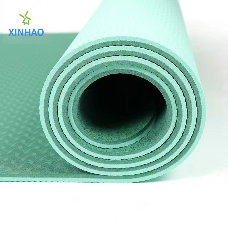 Milieubescherming Dubbele laag tweekleurige aanpasbare (4/6/8 mm) TPE Yoga Mat Groothandel, geschikt voor yoga, fitness, Pilates