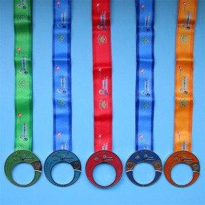 Vijf in één sportevenement souvenir combinatie medailles