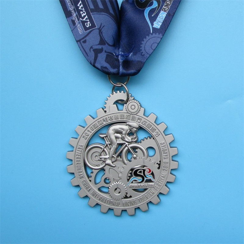 Aangepaste medaillon ketting fietsen medailles 3D stereoscopische medailles