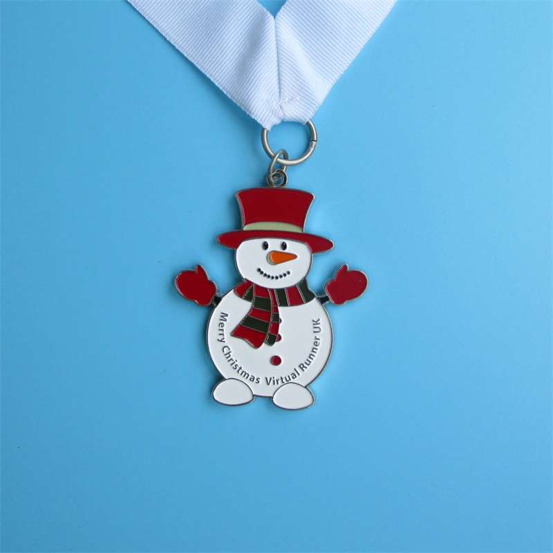 Gratis professioneel ontwerp kerstmetaal cadeau sneeuwman medaillon hanger sportmedaille