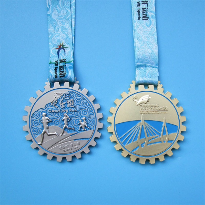 Gear Design Race Award 3D Metal Hanger Gold Medals Aangepaste sportmedaille