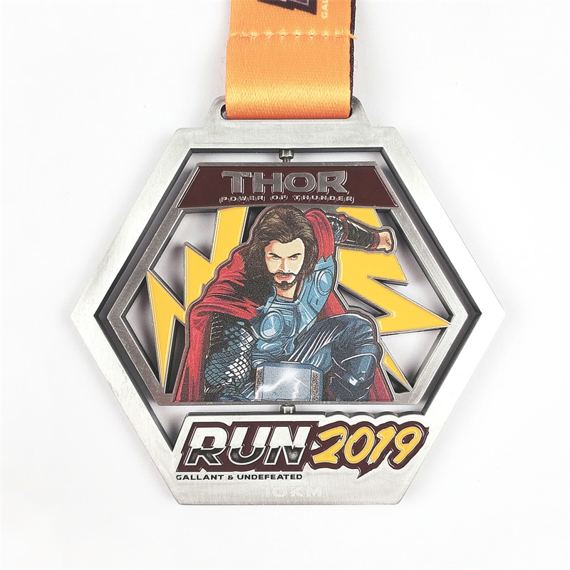 Knip zinklegeringsmedailles op maat gemaakte medailles Design Super Hero Awards gouden medaille
