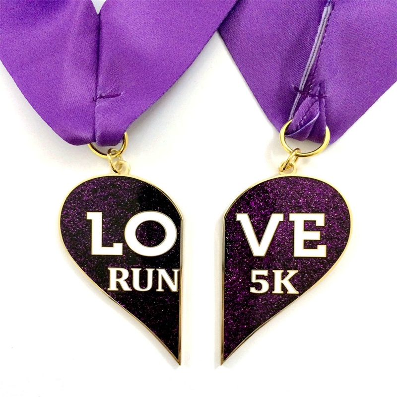 De perfecte cadeau -gids voor Valentine's Day Love Holiday Shiny Run Medals