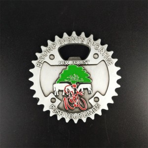 Nieuwe aangepaste marathonmedaillesnieuwe marathon awards medailles flesopener