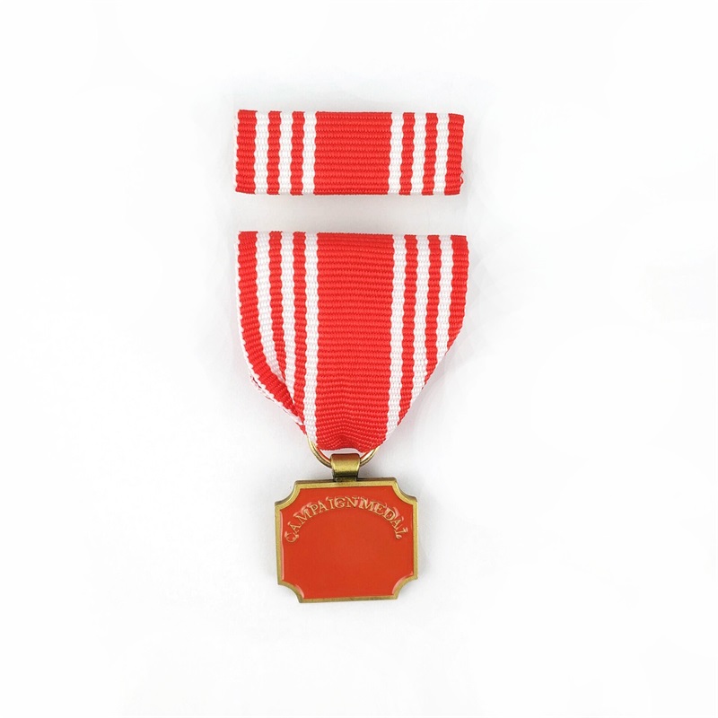 Soft Email Custom Pin Badges Award Honor Medal Royal Broche