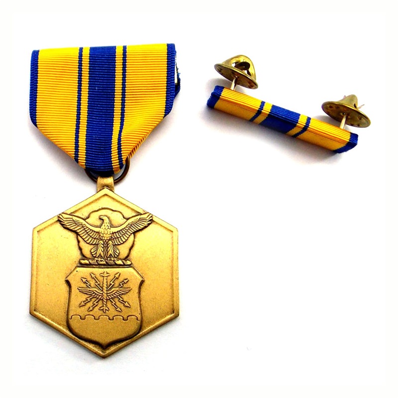Aangepaste medaLla Medallion Die gegoten metalen badge 3D -activiteitsmedailles en awards medaille met lint