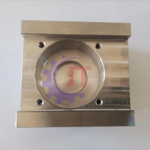 X187B621H01 X182A995H02 M701C Raadpleeg M604 Lower Guide Dies Block met 2-D6.0mm Gaten&2-M4 Tik op Cover M604 (J) L=104/96.6mm W=60/54MM H=47/47 \\\\ N15MM