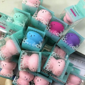 Reinigende borstel siliconen handheld reinigingsborstel en massager, octopusvormige reinigingsborstel voor diep reinigende zachte peeling huidmassage