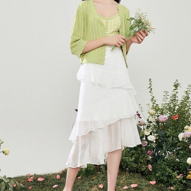 Zomermode met vesten gebreide kleding voor vrouwen