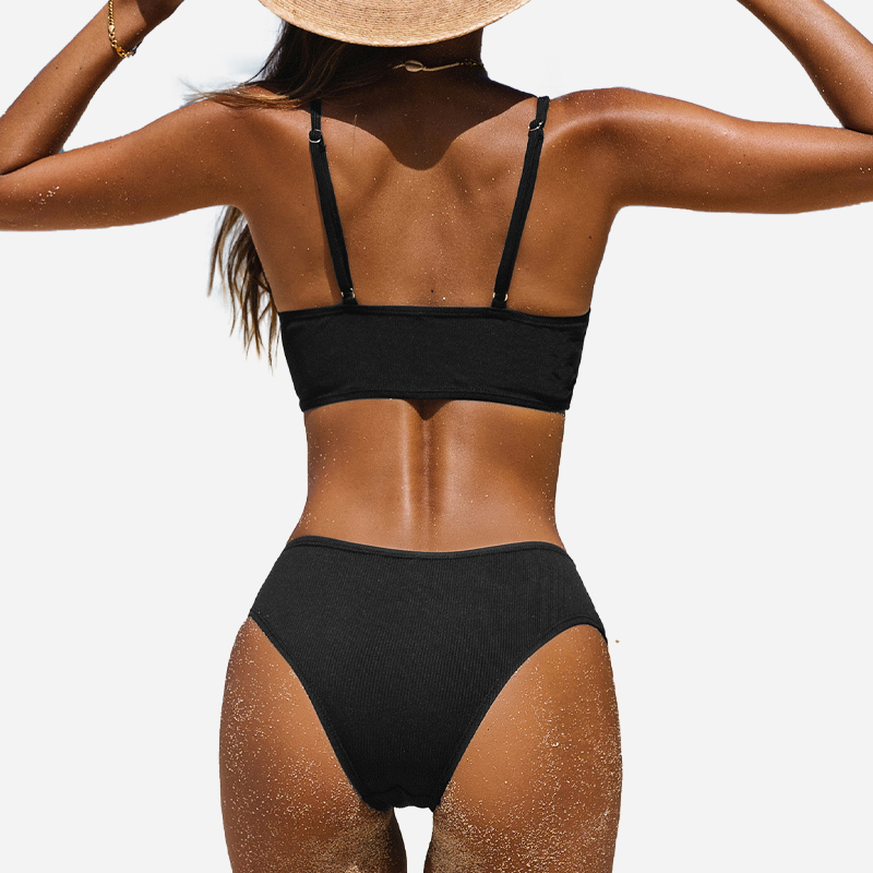 Uitsproken schepnek bralette&hipster bikini set