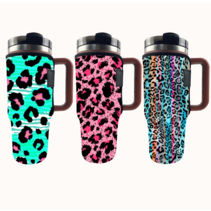 Aangepaste sublimatie Printing Leopard Cow Print Neopreen Tumbler Sleeve Holder voor 40oz beker