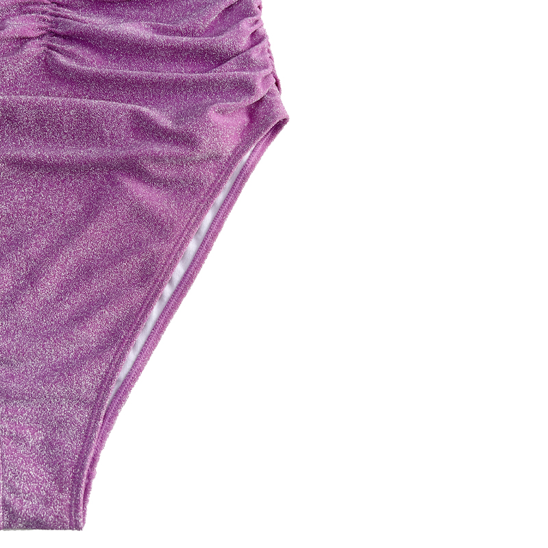 Paars zilveren strapless strapless strapless geplooide eendelig zwempak