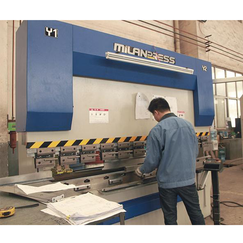 Waarom wordt het buigen van bladmetalen als een van de eenvoudigste maar meest uitdagende vaardigheden beschouwd om?te beheersen