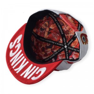 Groothandel op maat gemaakte hoogwaardige 6 paneel rood 3D -borduursellogo met plastic gespot katoen snapback caps 2d buikvoering print platte rand hoed