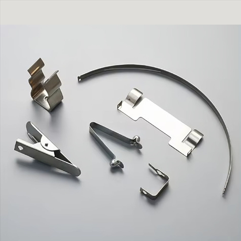 OEM Fabrikant Aangepaste Messing Kleine Plaatwerk Stempelen Onderdelen 5-sterren Metalen Stempelservice