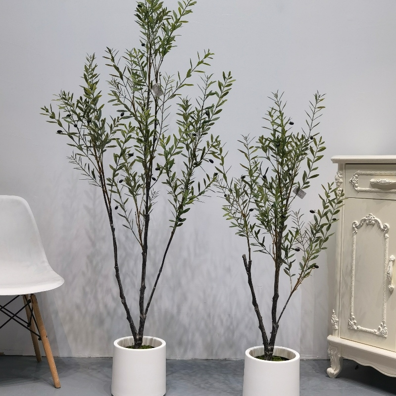 Op maat gemaakte kunststof kunstmatige olijfboom Vuurvaste UV-kunstmatige plantendecoratie voor thuis en op kantoor