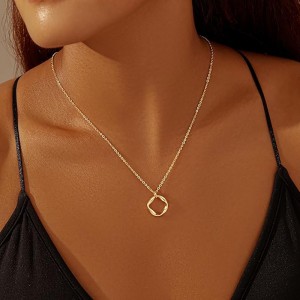 Minimalistisch dubbel-Laag ketting 4K goud verzilverd trendy cirkel paperclip ketting hanger choker ketting, eenvoudige gouden diamanten kruisboog sieraden set cadeaus voor vrouwen