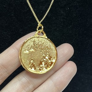 Handgemaakte cloisonné email landschap hanger ketting met 18k goudplating & Gegraveerde dual-Zijdig ontwerp