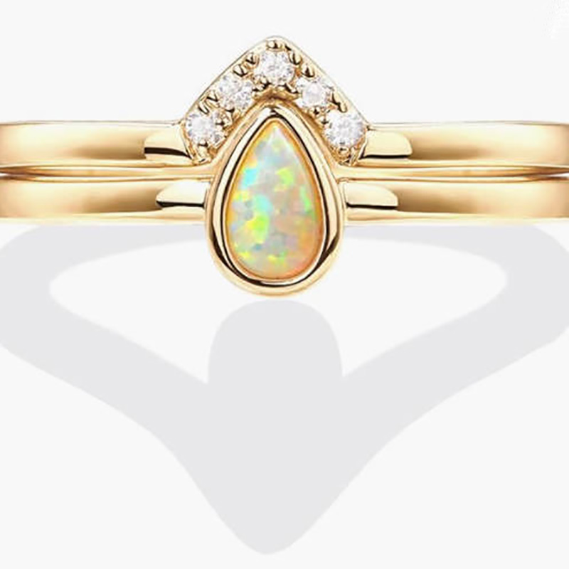 Elegant 18k goud-Geplaatste stapelbare druppel opaalring set met micro-Pavé Zirconia Accenten - Tijdloze luxe sieraden voor vrouwen