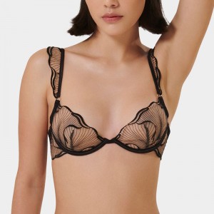Nieuw - Stijl Franse lingerie. Sexy, ultra - dun, onschuldig - Kijkend met borduurwerk en kant. Beha\'s voor grote borsten die een minimaal effect geven, plus - Grootte lingerie sets W7228PRICE:$129.99