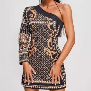 Zomer Jacquard gebreide schuine schouder lange mouw, kralen slanke jurken