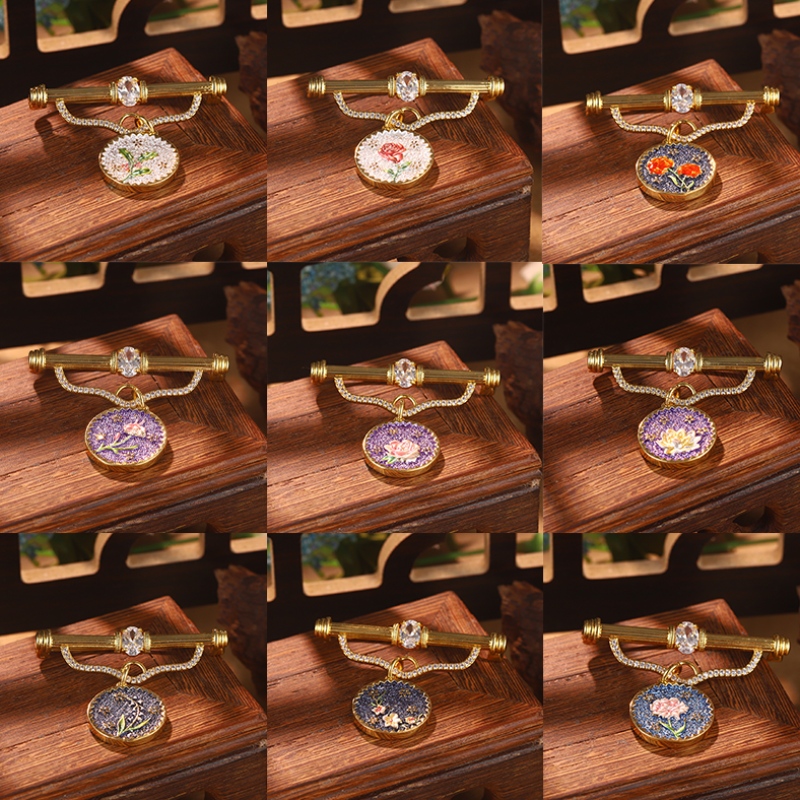 Metalen bloemenjuwelenset