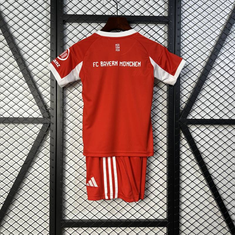 25/26 Kids Bayern München Home Grootte: 16-28