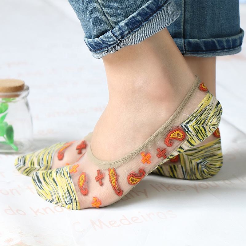 1669966858.jpg Summer hot sale Invisible colorful fashion crystal silk low cut socks.jpg