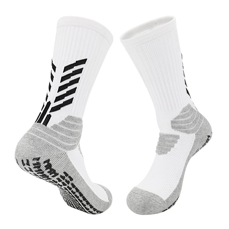 1670052434.jpg With your logo sport grip socks anti slip football socks with custom logo athletic soccer socks.jpg